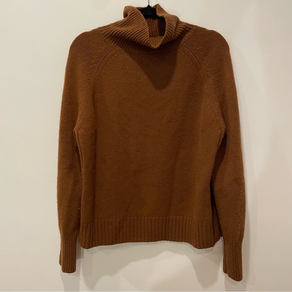 Nili Lotan Lanie Cashmere Sweater in Chestnut Brown Small - Picture 3 of 5